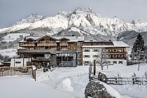 puradies-20170107-hotel-aussen-winter-1214