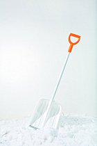 Fiskars_Environmental_SnowXpert_Shovel white_131 cm_1003605 - Copy